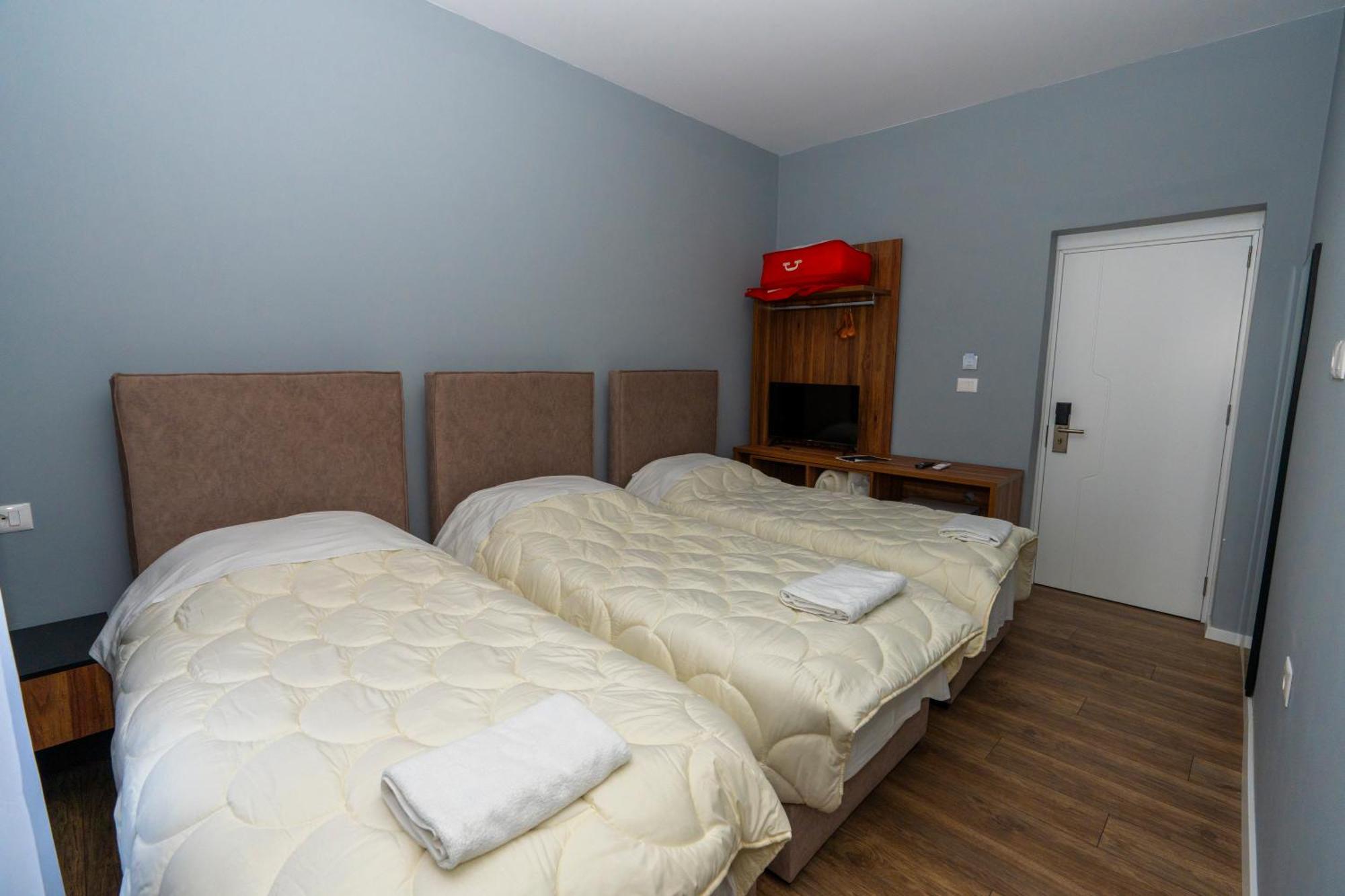 Gjuhadoli 2 Hotel 4*